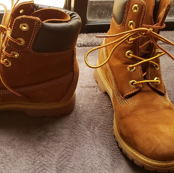 Timberlands - Picture 2 of 2